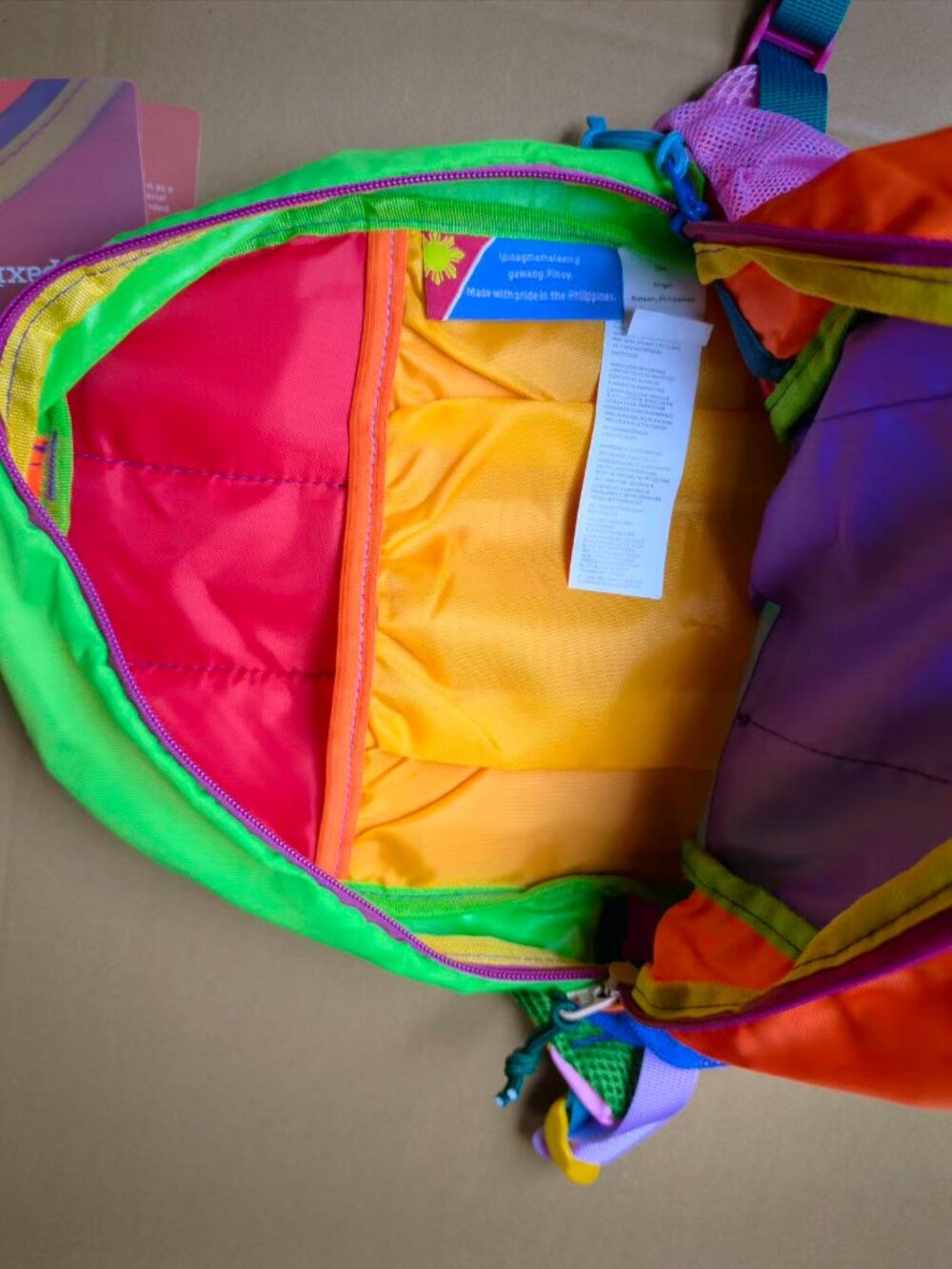 Cotopaxi Children Batac 12 L Sky Blue multicolored Backpack NWT - Picture 3 of 3